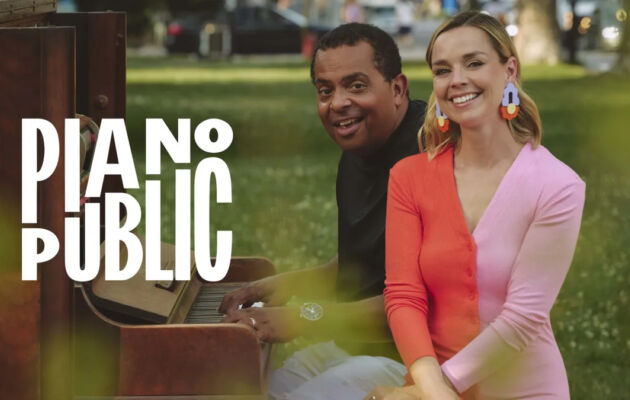 Piano public